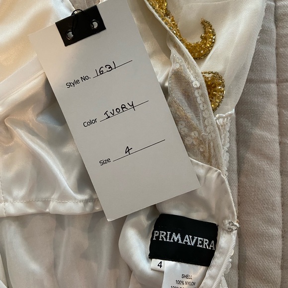 Primavera Beaded White and Gold Cocktail Dress.  Size 4. NWT - Picture 3 of 3
